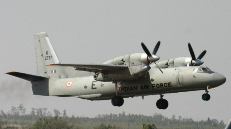 एएन-32 विमान एएन-32 विमान