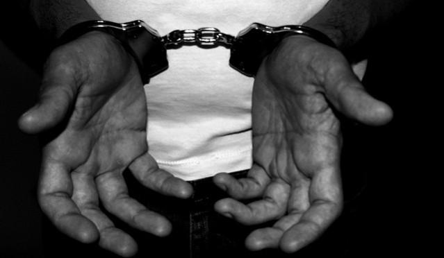 आरोपी भोलू को पुलिस द्वारा गिरफ्तार कर लिया गया है. (सांकेतिक तस्वीर) आरोपी भोलू को पुलिस द्वारा गिरफ्तार कर लिया गया है. (सांकेतिक तस्वीर)