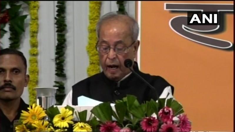 संघ मुख्यालय में प्रणब मुखर्जी संघ मुख्यालय में प्रणब मुखर्जी