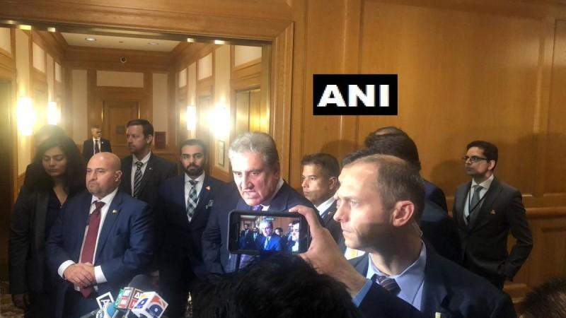 पाकिस्तान के विदेश मंत्री शाह महमूद कुरैशी पाकिस्तान के विदेश मंत्री शाह महमूद कुरैशी