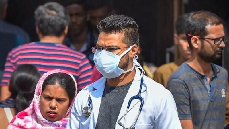 सांकेतिक तस्वीर Corona