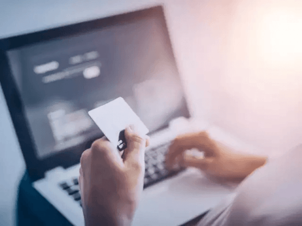 सांकेतिक तस्वीर Digital Banking