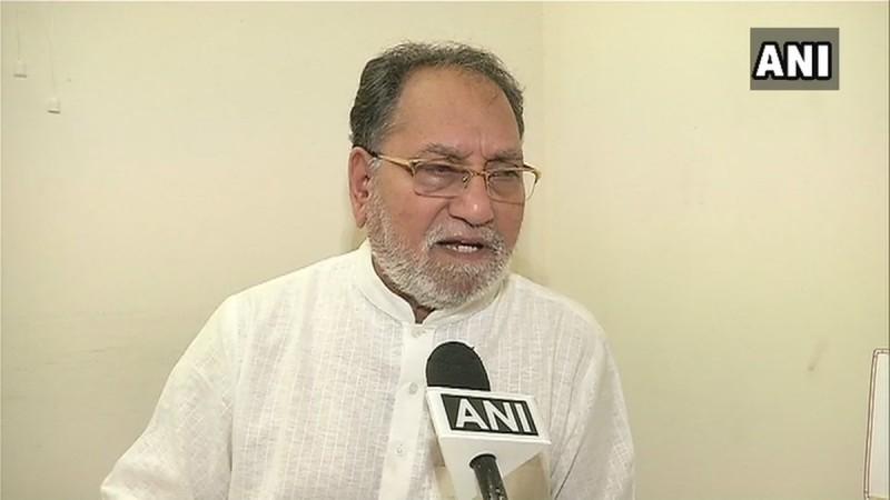 महाराष्ट्र से कांग्रेस के राज्यसभा सांसद हुसैन दलवाई महाराष्ट्र से कांग्रेस के राज्यसभा सांसद हुसैन दलवाई